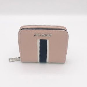 Women’s Steven Madden wallet and change purse